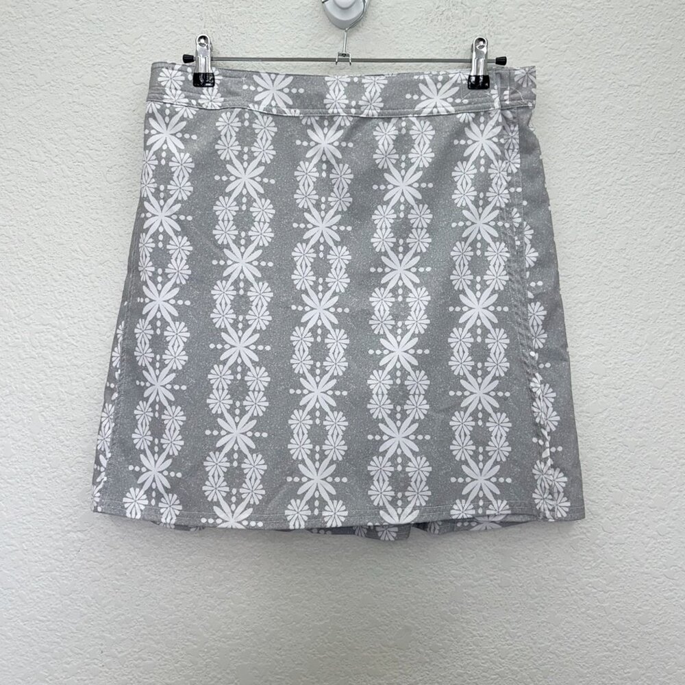 RipSkirt Hawaii Grey White Floral Wrap Stretch Quick Dry Skirt Womens sz Medium - Picture 6 of 8